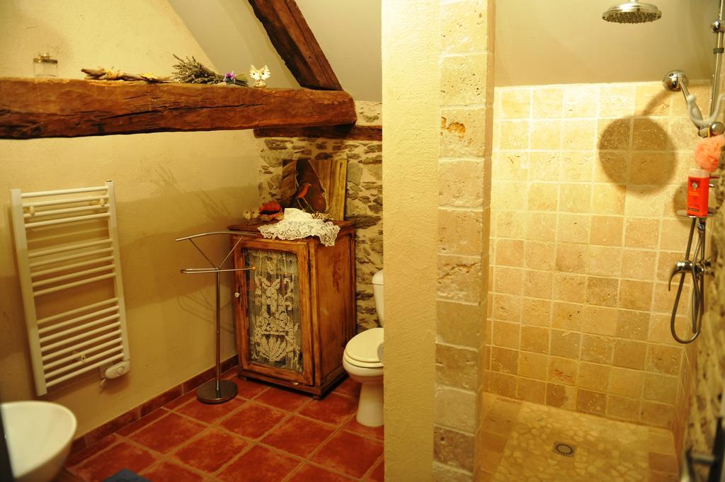 Chambres D'Hotes Le Puits D'Amour Mirandol-Bourgnounac Exterior foto